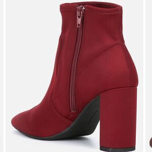 Alex Marie Ginna Soft Stretch Pointy Toe Booties Size 5.5